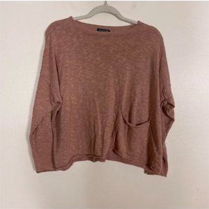 Beautiful dusty-pink lightweight boxy long sleeve shirt